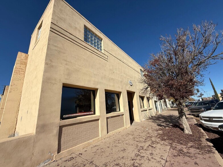More Photos Of 936 N F Ave, Douglas Storefront Retail Office For Sale