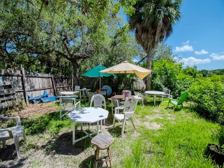 More Photos Of 1761 Beckett Way & US Highway 19, Tarpon Springs Bar For Sale