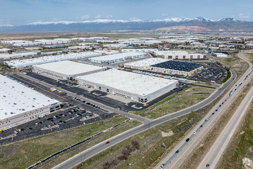 More Photos Of 350 N John Glenn Rd, Salt Lake City Distribution For Lease