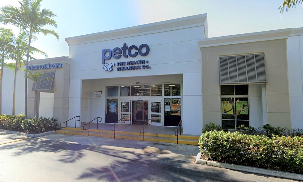More Photos Of 18403-18591 S Dixie Hwy, Miami Unknown For Lease
