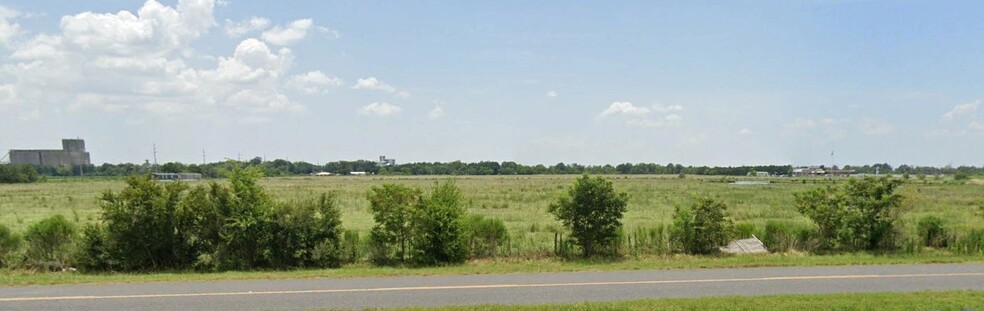 Primary Photo Of Frontage Road Rd @ LA 101, Iowa Land For Sale