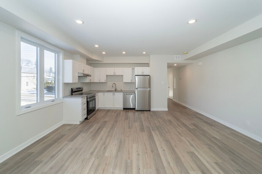 More Photos Of 36 Main St E, Mississippi Mills Apartments For Sale