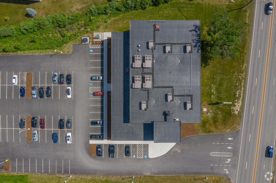 More Photos Of 198 Charlton Rd, Sturbridge Medical For Lease