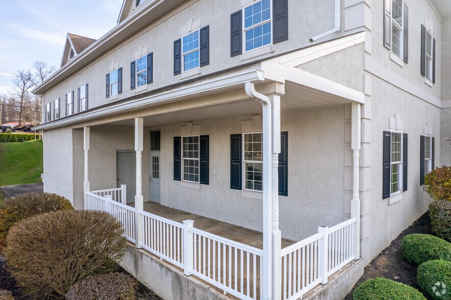 More Photos Of 939 Pottstown Pike, Chester Springs Office For Sale