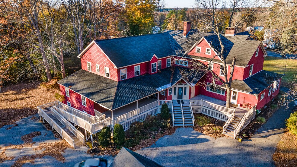 More Photos Of 257 South St, Biddeford Specialty For Sale