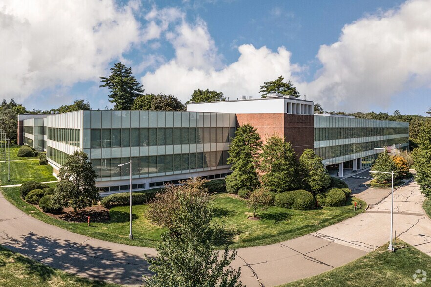 Primary Photo Of 120 Long Ridge Rd, Stamford Office For Lease
