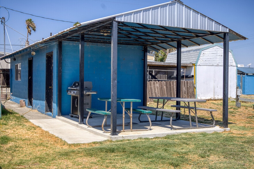 More Photos Of 4222 Lelia Dr, Rio Vista Manufactured Housing Mobile Home Park For Sale