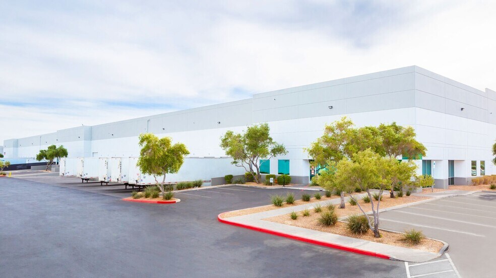 More Photos Of 3585 E Patrick Ln, Las Vegas Unknown For Lease