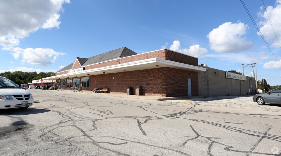 More Photos Of 3050-3090 E Layton Ave, Milwaukee Unknown For Lease