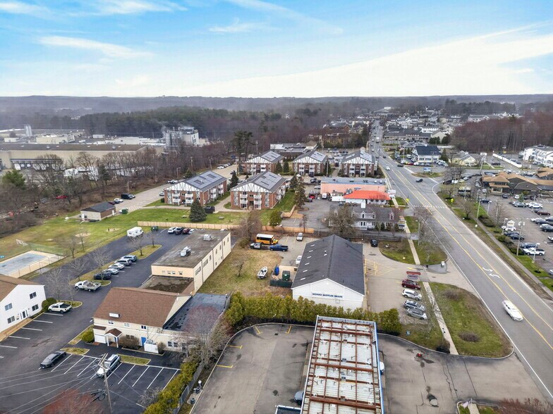 More Photos Of 24 Stickney Ter, Hampton Office For Sale