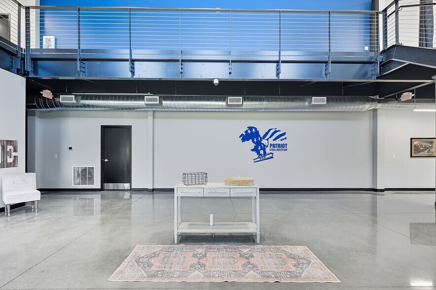 More Photos Of 14217 S 220th St, Gretna Distribution For Lease