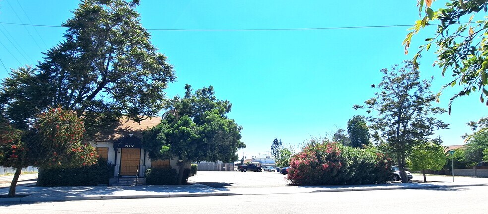 More Photos Of 1519 6th St, Bakersfield Office Residential For Sale