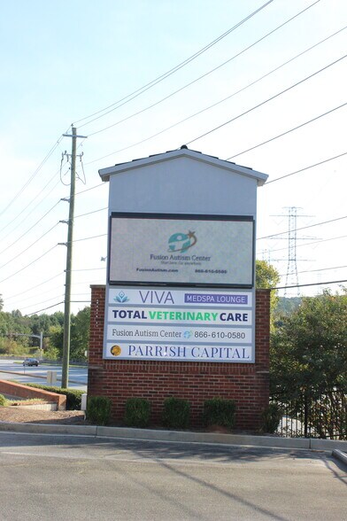 More Photos Of 1619 NW COLLINS Rd, Kennesaw Unknown For Lease