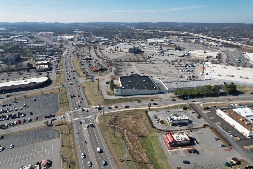 More Photos Of 2054 Gallatin Pike N, Madison Land For Lease