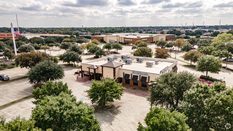 More Photos Of 3315 N President George Bush Hwy, Garland Freestanding For Lease