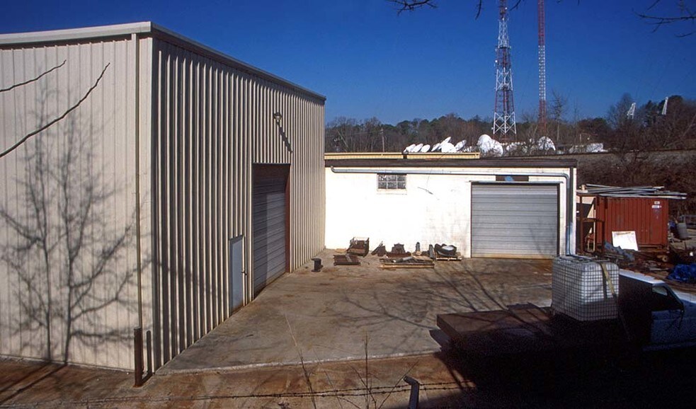 More Photos Of 1202 & 1216 Zonolite Rd NE, Atlanta Warehouse For Lease