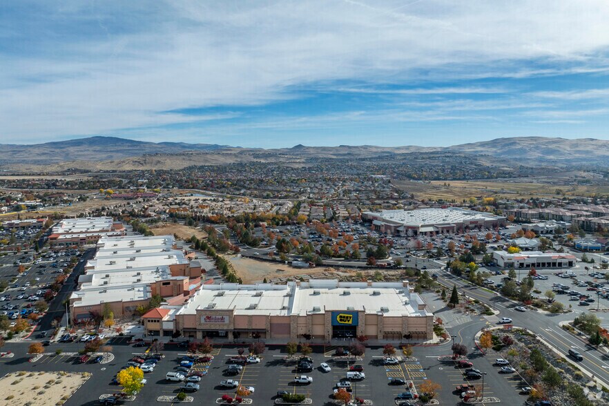 More Photos Of 101 Los Altos Pky, Sparks Unknown For Lease