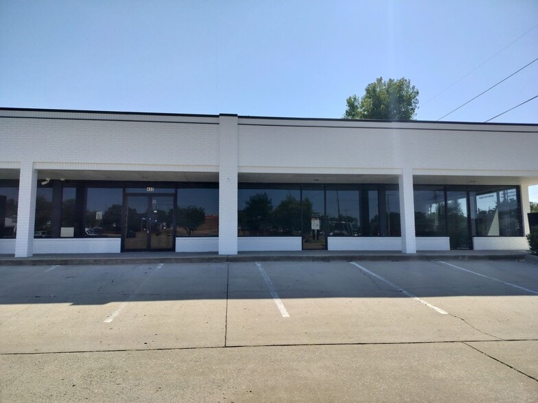 More Photos Of 342-344 S Santa Fe Ave, Edmond Unknown For Lease