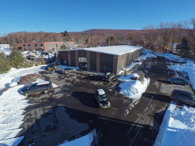 More Photos Of 4 Federico Dr, Pittsfield Office For Sale