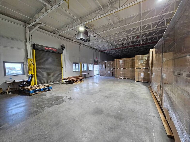 More Photos Of 141 Innovation Dr, Duncansville Warehouse For Lease