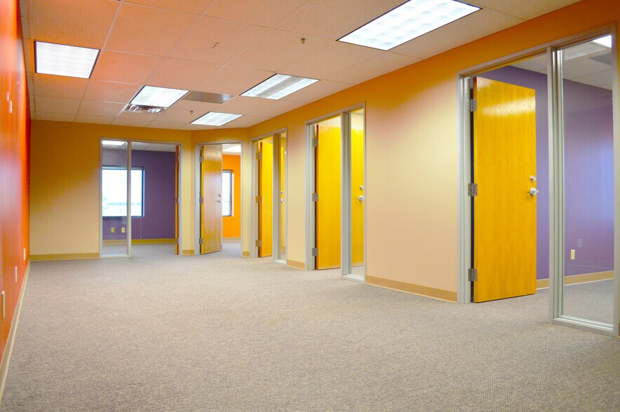 More Photos Of 6325 Gunpark Dr, Boulder Light Manufacturing For Lease