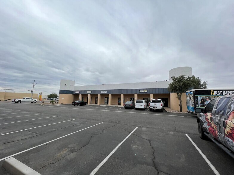 More Photos Of 2030 W Deer Valley Rd, Phoenix Unknown For Lease