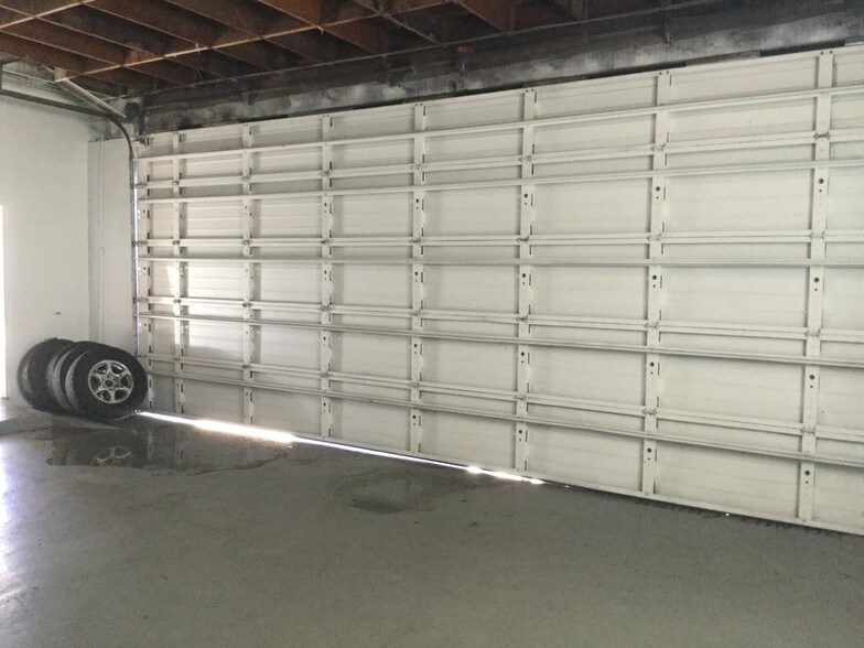 More Photos Of 710 E 8th St, National City Auto Repair For Sale
