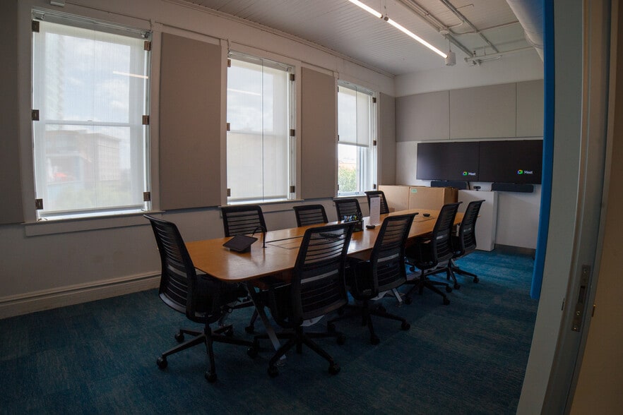 More Photos Of 309 E Chapel Hill St, Durham Office For Lease