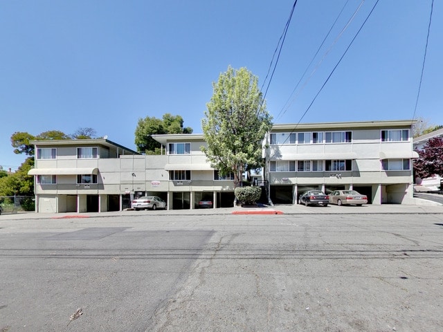 Primary Photo Of 2505-2525 10th Ave, Oakland Apartments For Sale