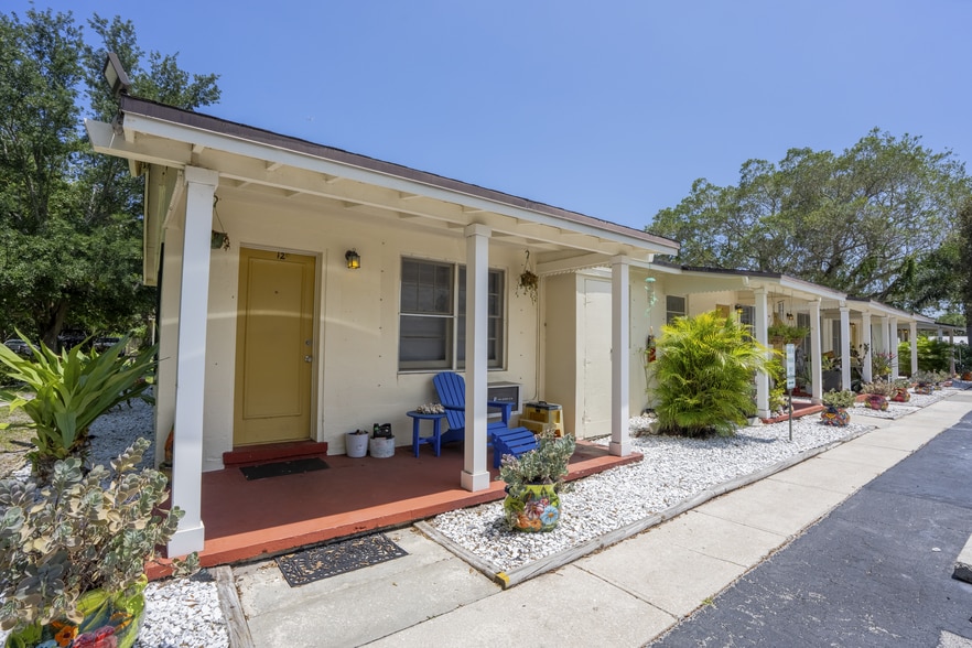 More Photos Of 325 NW Spanish River Blvd, Boca Raton Apartments For Sale