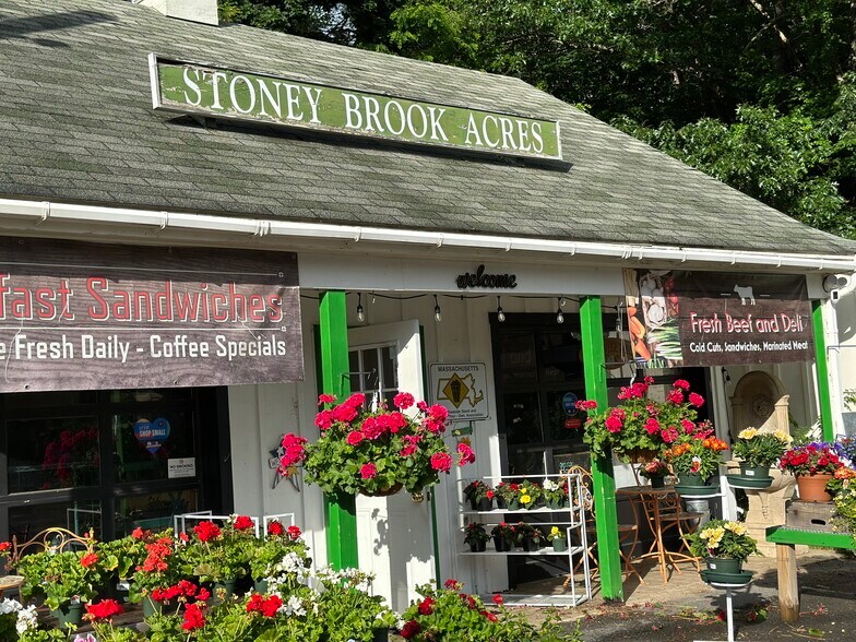 More Photos Of 3 Plain Rd, Westford Garden Center For Sale