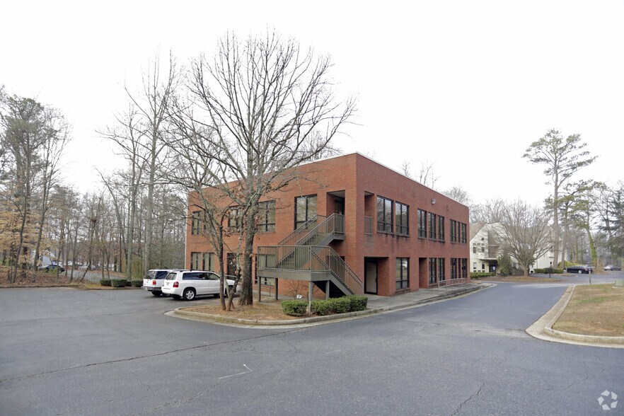 Primary Photo Of 6185 Crooked Creek Rd, Peachtree Corners Office For Lease