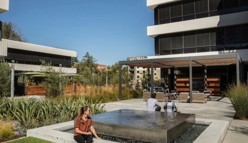 More Photos Of 10080 N Wolfe Rd, Cupertino Coworking Space