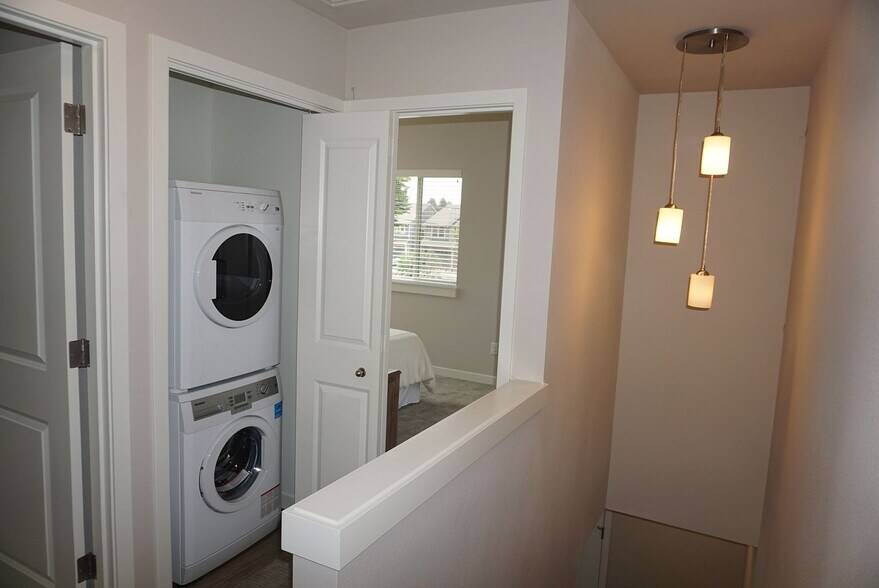 More Photos Of 17345 SW Blanton St, Beaverton Apartments For Sale