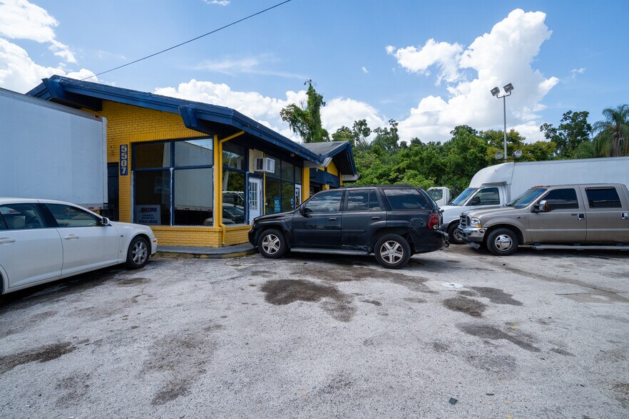 More Photos Of 5507 E Colonial Dr, Orlando Auto Repair For Sale