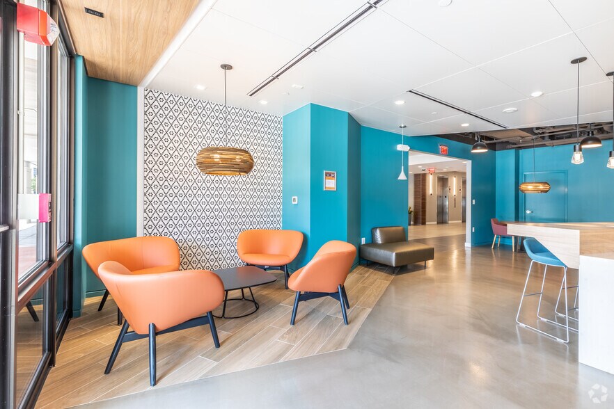 More Photos Of 1945 Old Gallows Rd, Vienna Medical For Lease