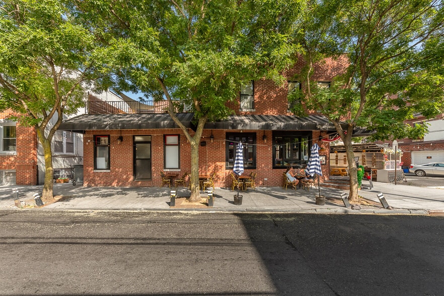 More Photos Of 1801 26th Rd, Astoria Restaurant For Sale