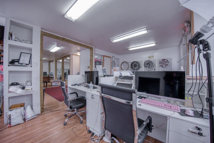 More Photos Of 1080 3rd Ave, North Versailles Warehouse For Sale