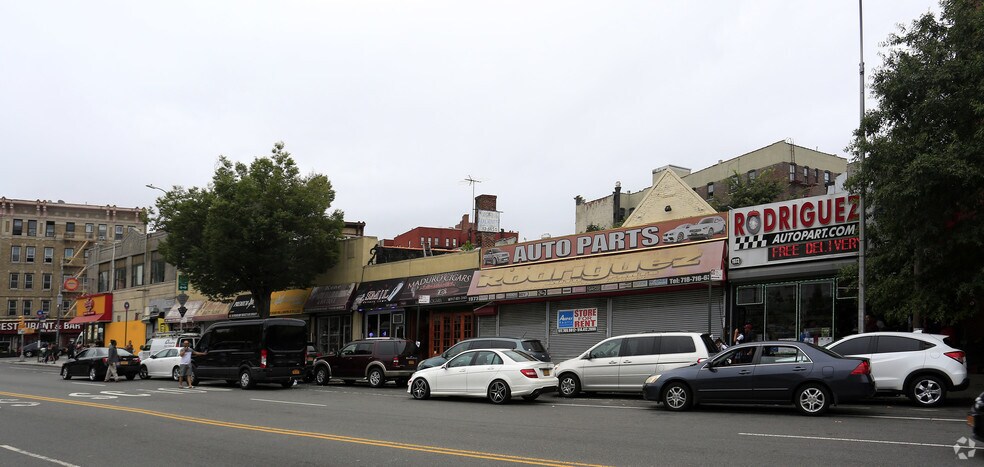 More Photos Of 869-879 E Tremont Ave, Bronx Storefront Retail Office For Lease