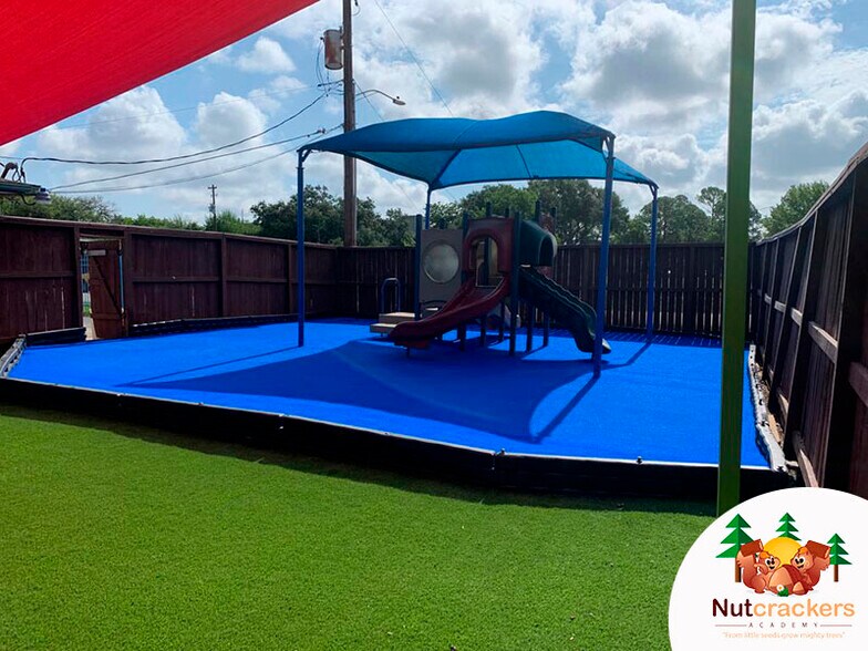 More Photos Of 8128 Braewick Dr, Houston Daycare Center For Sale