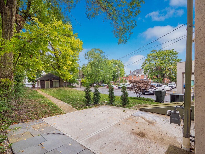 More Photos Of 857 S High St, Columbus Office Residential For Sale