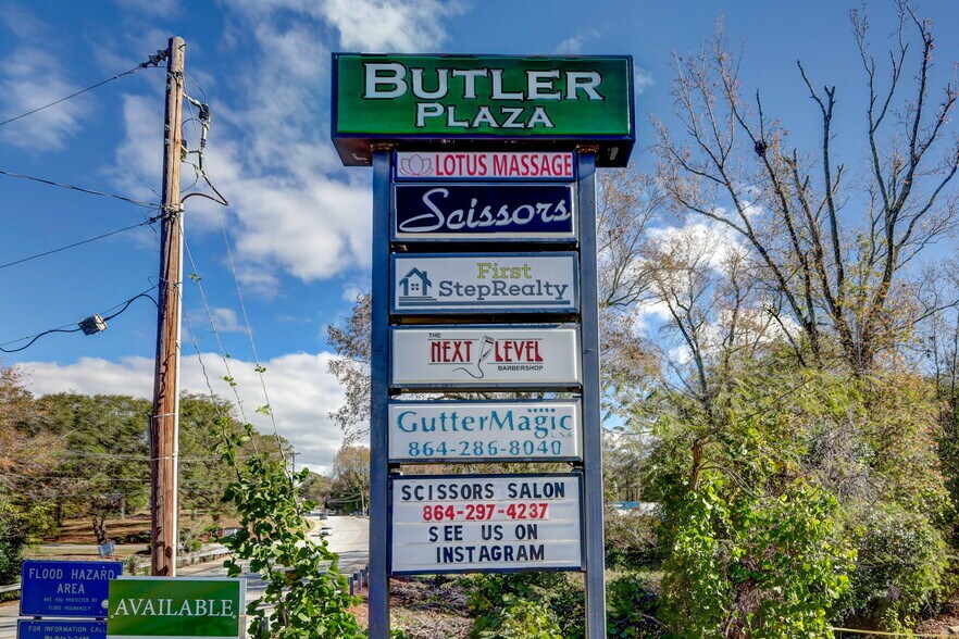 More Photos Of 308 E Butler Rd, Mauldin Unknown For Lease