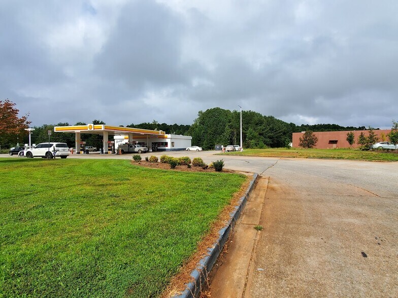 More Photos Of 1901 Zebulon Rd, Griffin Land For Sale