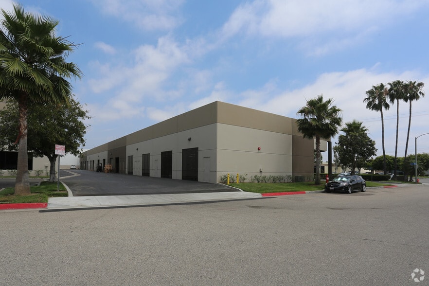 More Photos Of 307 W Taft Ave, Orange Light Distribution For Lease