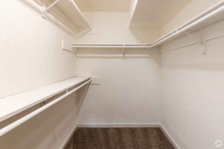 More Photos Of 55 Pharr Rd NW, Atlanta Apartments For Sale
