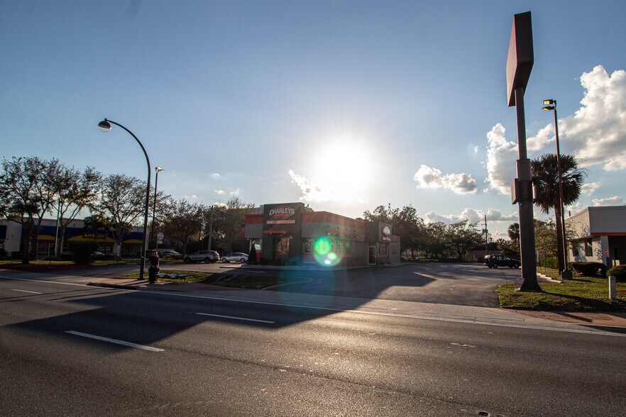 More Photos Of 5908 Orange Blossom Trl, Orlando Fast Food For Sale