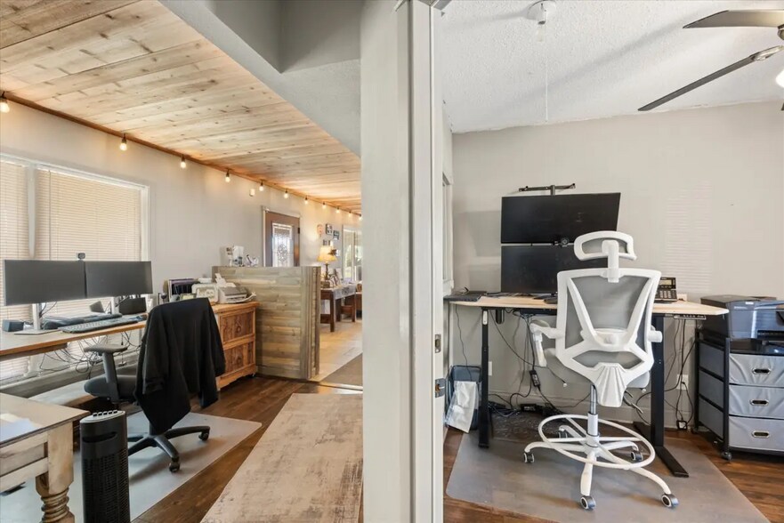 More Photos Of 4400 E Hwy 377, Granbury Office For Sale