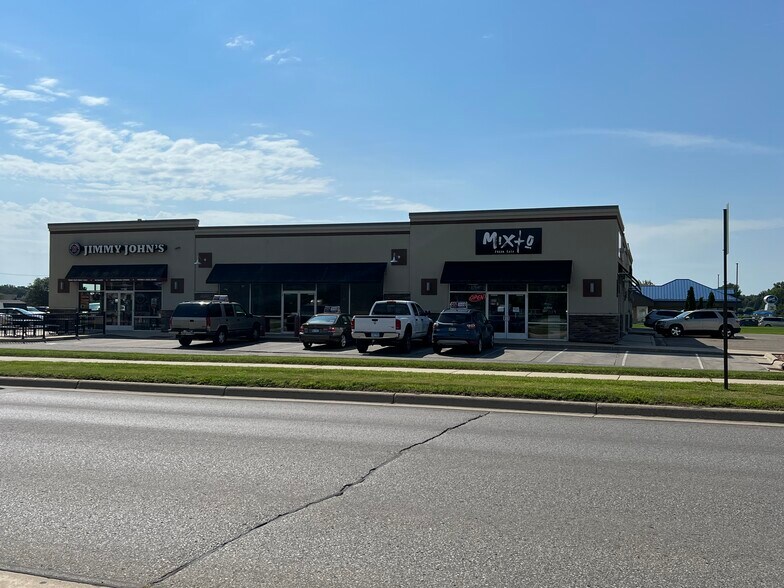 More Photos Of 803 18th Ave NW, Austin Restaurant For Sale