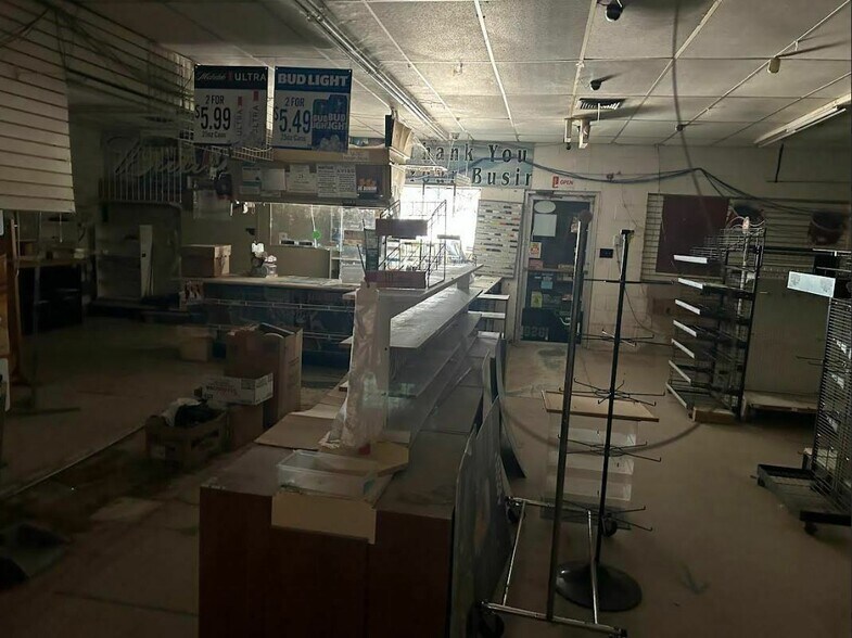 More Photos Of 5459 FM 624, Robstown Service Station For Sale