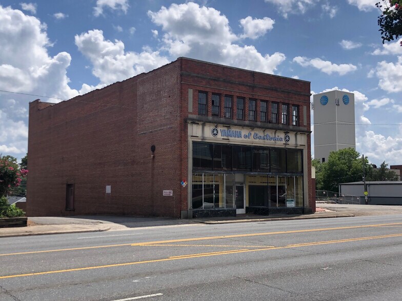 More Photos Of 121 E Franklin Blvd, Gastonia Storefront Retail Office For Lease